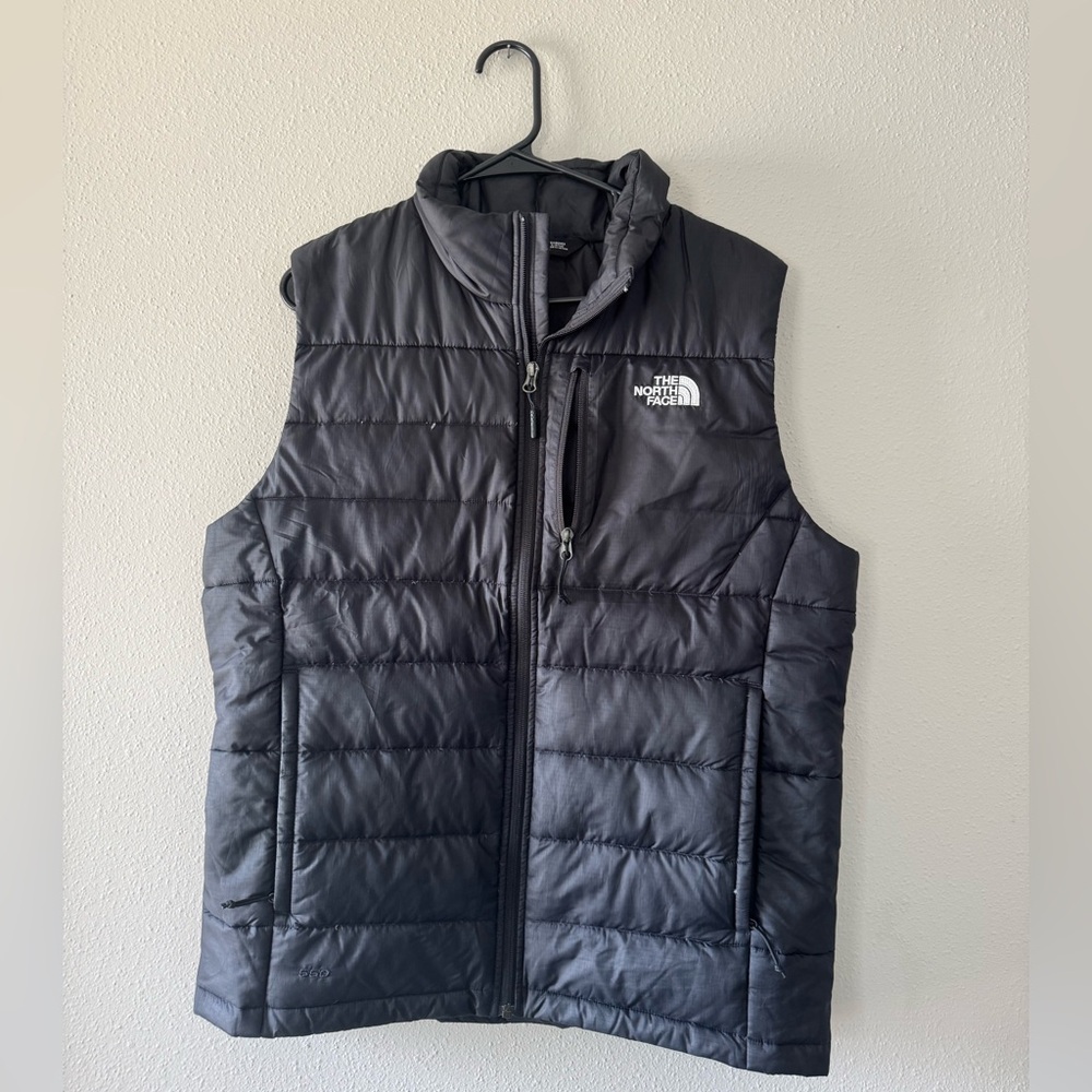 Men’s The North Face Black Puffer Vest - Medium
